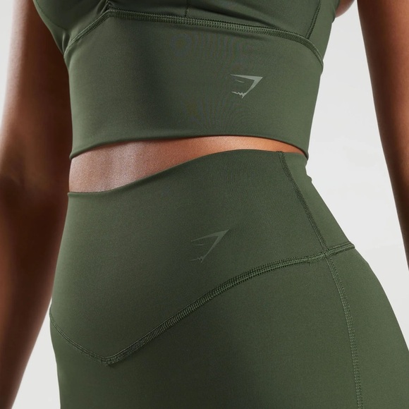 Gymshark Elevate Leggings - Moss Olive - Picture 2 of 6